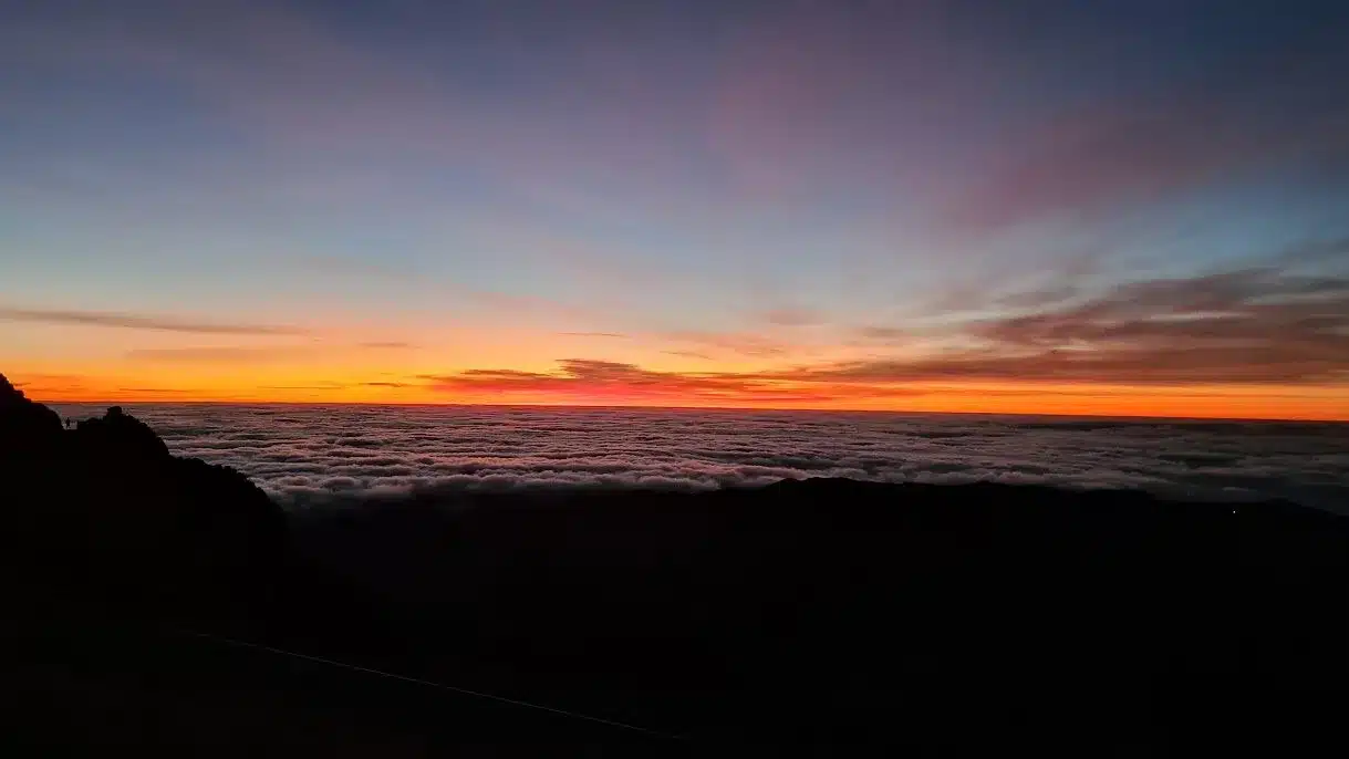 sunrise - hiking transfers