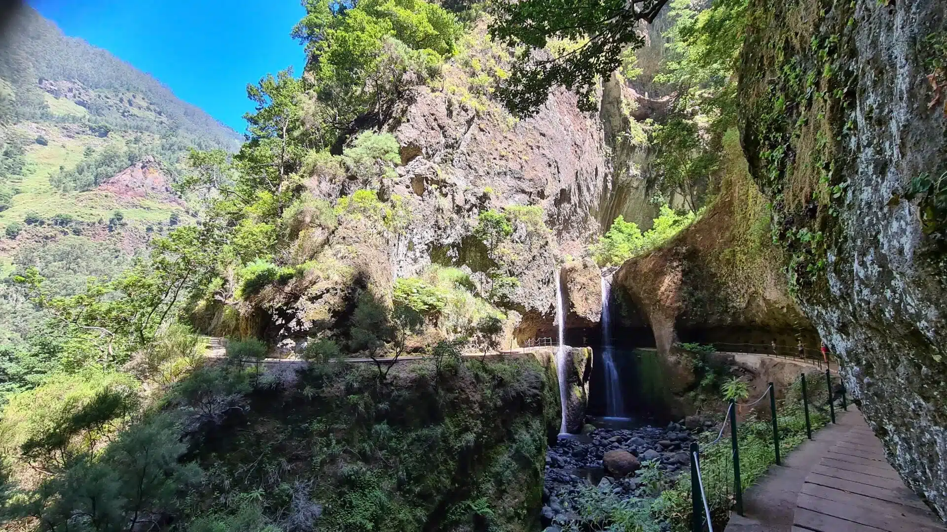 levada nova - hiking transfers
